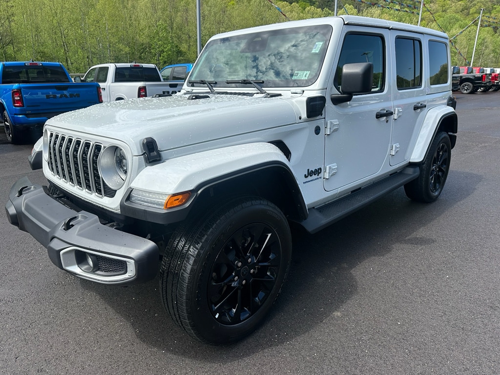 2025 Jeep Wrangler 4xe Sahara 4XE's photo