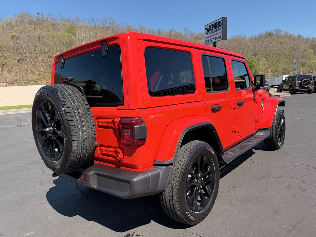 Used 2025 Jeep Wrangler 4xe Sahara SUV