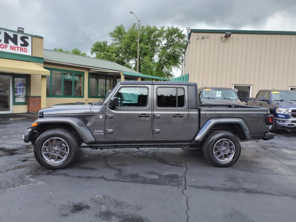 Used 2023 Jeep Gladiator For Sale at Stephens Auto Center VIN