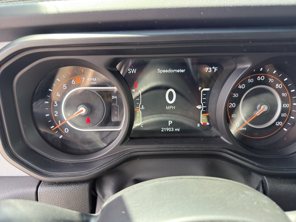 2025 Jeep Wrangler 4-Door Sahara - Photo 13