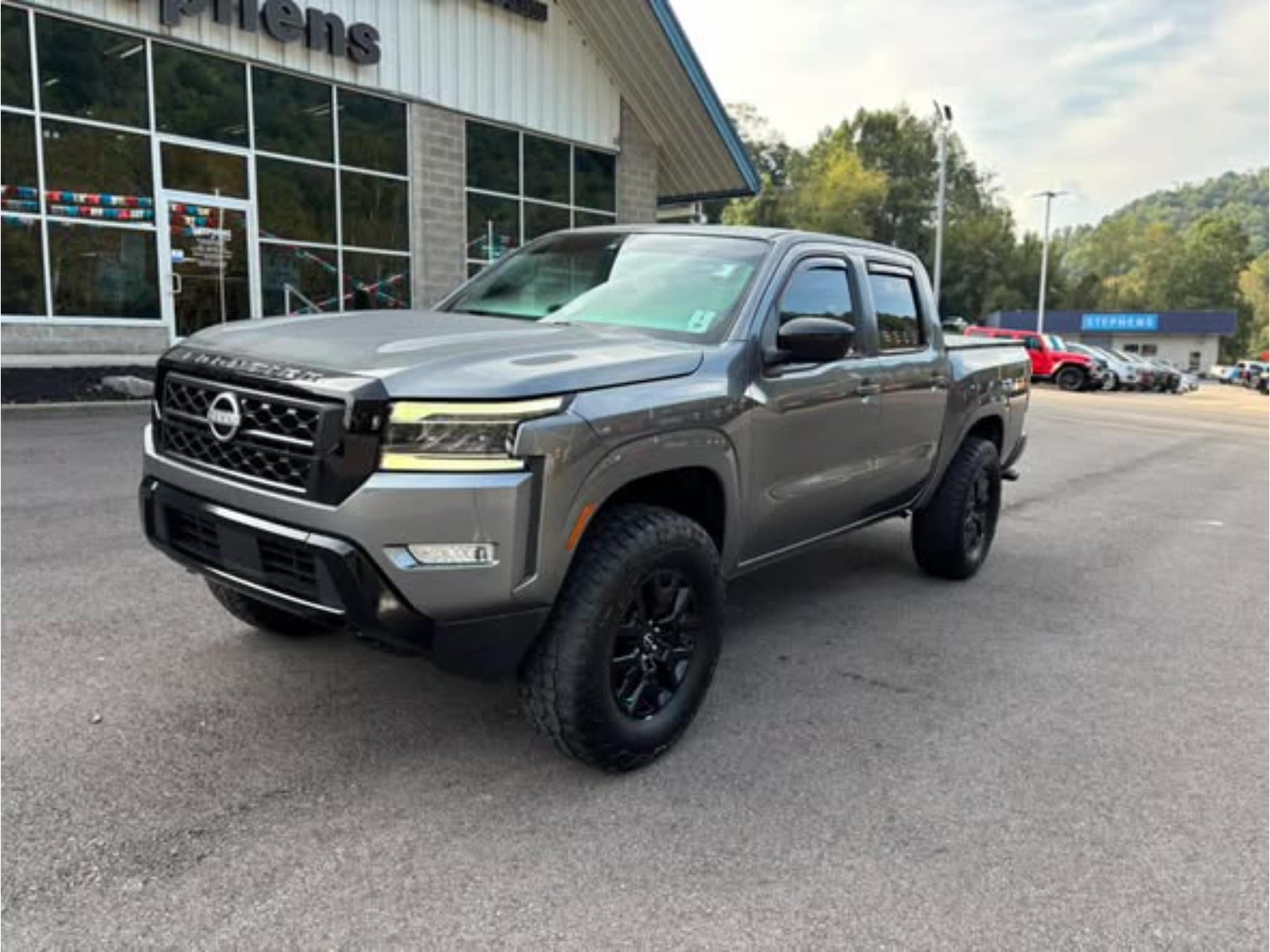 2023 Nissan Frontier