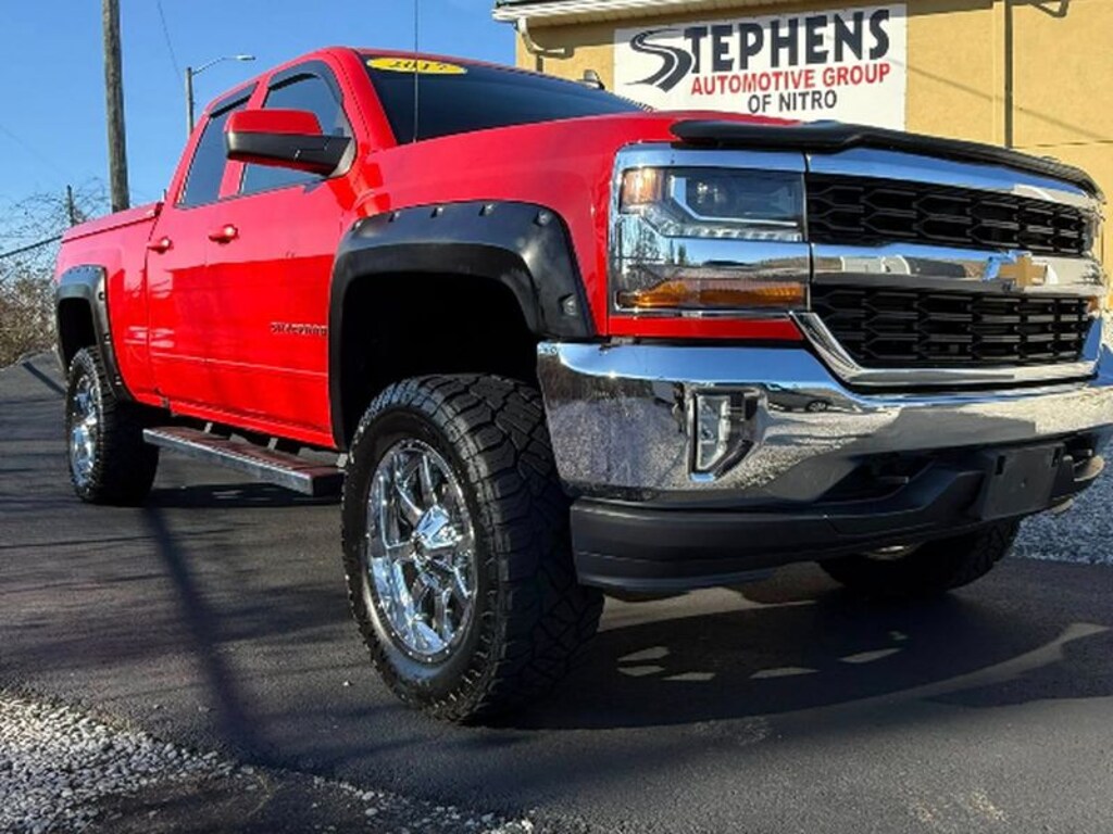 Used 2017 Chevrolet Silverado 1500 LT w/1LT Truck Double Cab