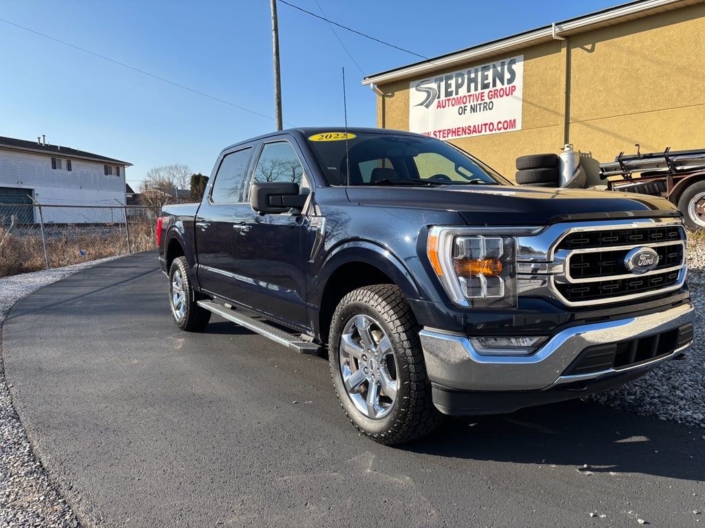 2022 Ford F-150 XLT's photo