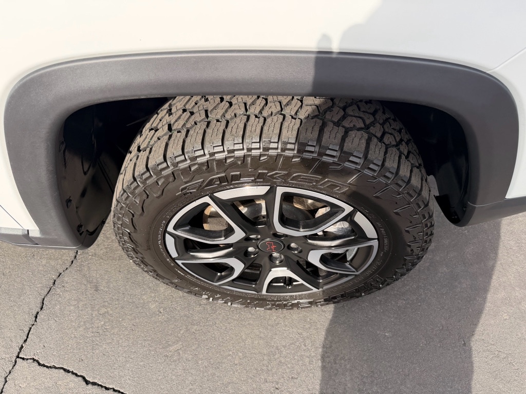 Used 2025 Jeep Compass Trailhawk SUV