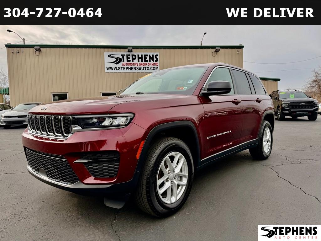 2024 Jeep Grand Cherokee Laredo's photo
