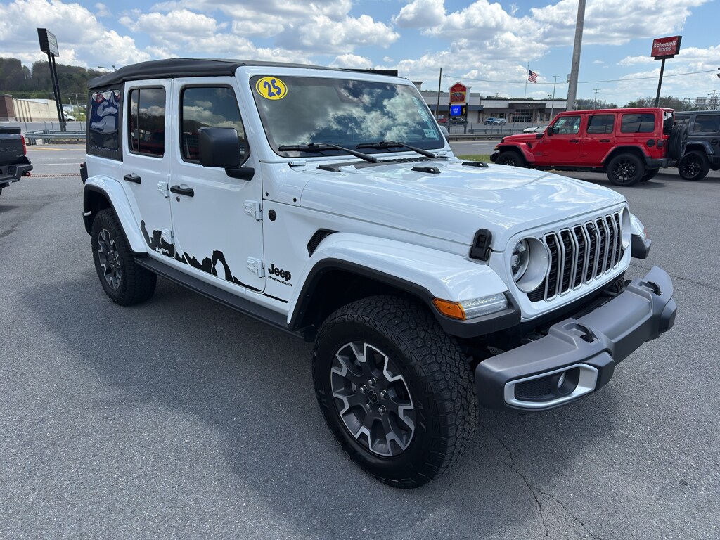 Used 2025 Jeep Wrangler Sahara SUV