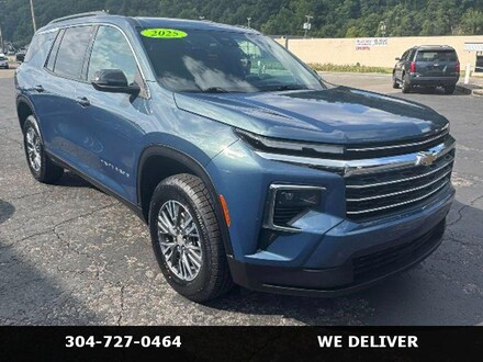 2025 Chevrolet Traverse LT SUV