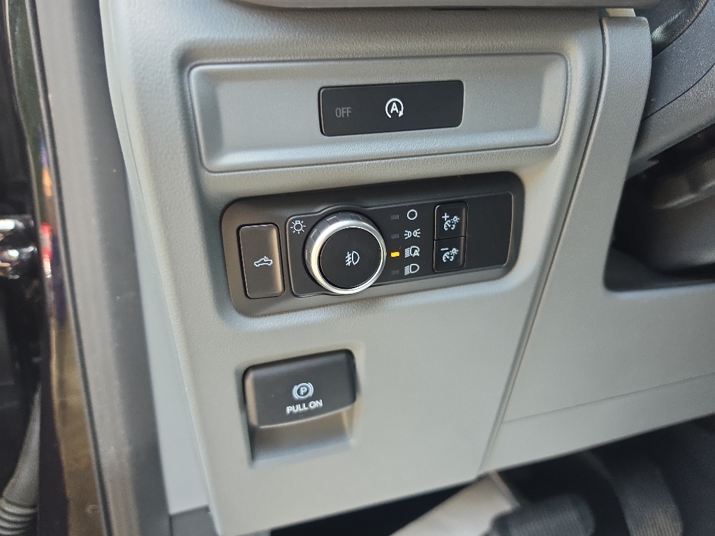 2025 Ford F-150 XLT - Photo 13