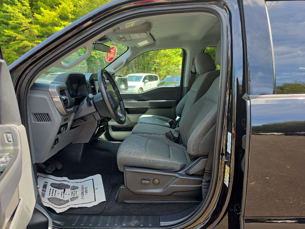 2025 Ford F-150 XLT - Photo 11