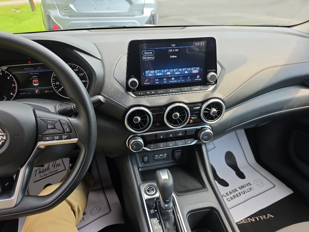 2025 Nissan Sentra SV - Photo 14