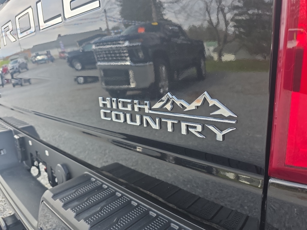2023 Chevrolet Silverado 2500HD High Country - Photo 7