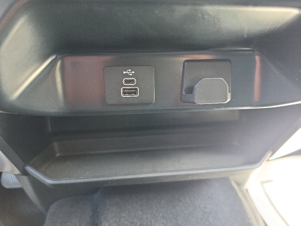 2025 Ford F-150 XLT - Photo 21