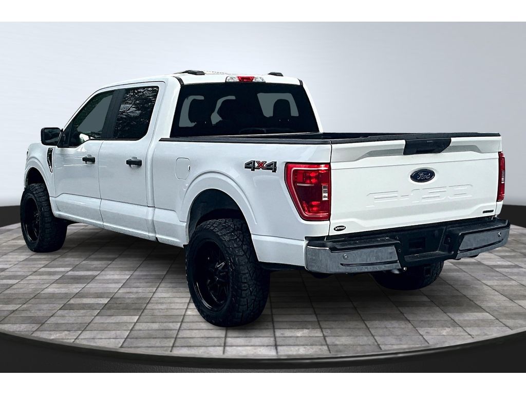 2023 Ford F-150 XLT photo 3