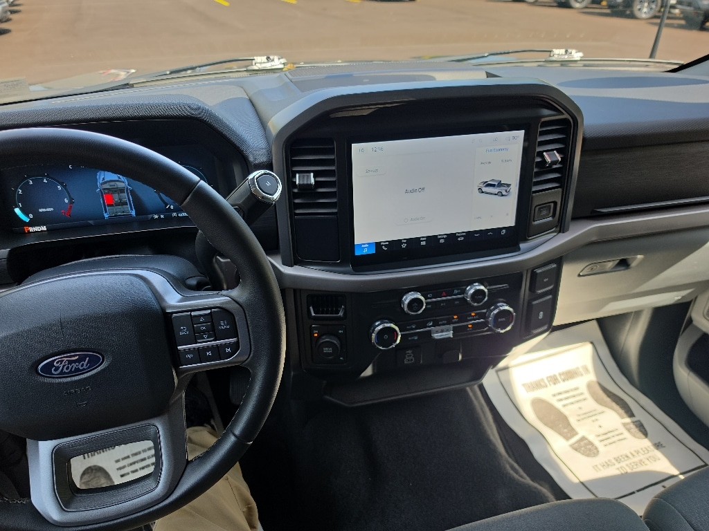 2025 Ford F-150 XLT - Photo 14