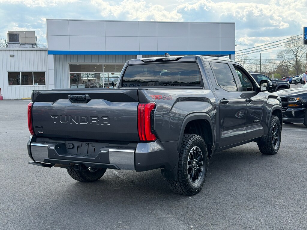2024 Toyota Tundra SR5 - Photo 7