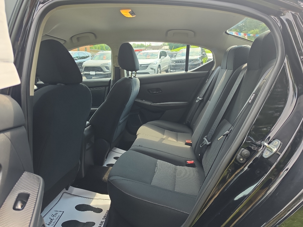 2025 Nissan Sentra SV - Photo 8