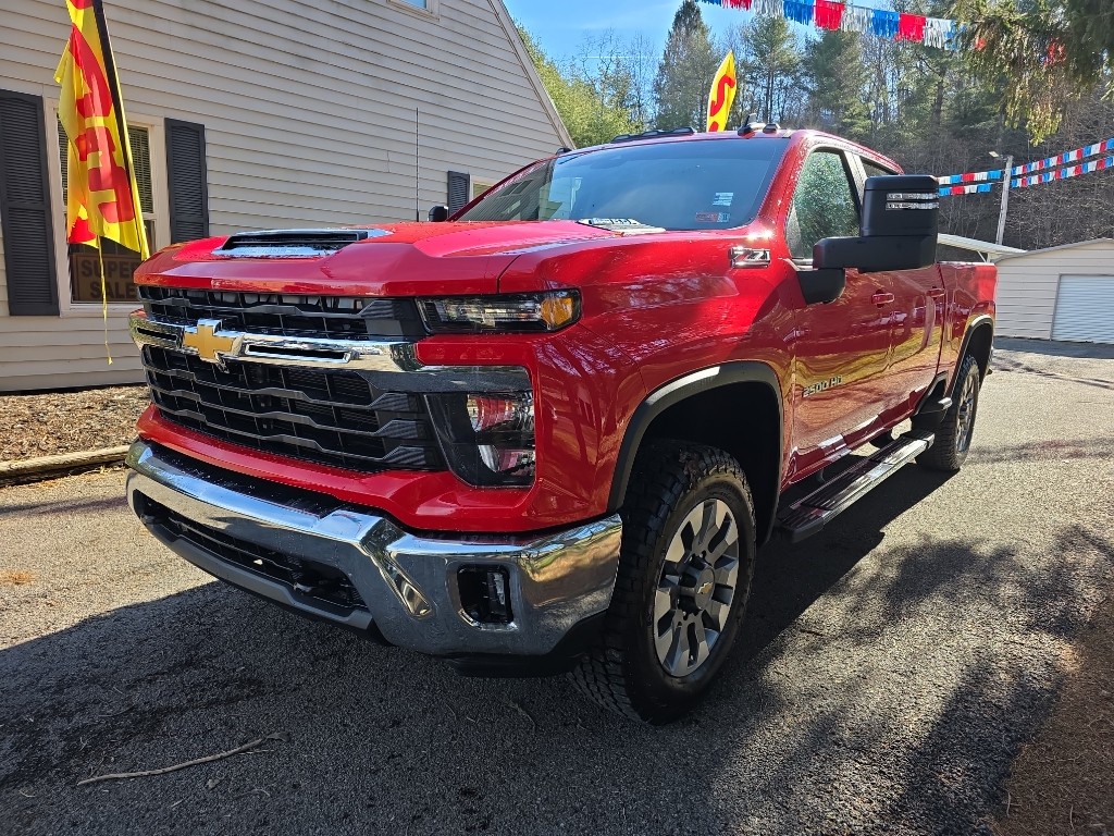 2024 Chevrolet Silverado 2500HD LT's photo