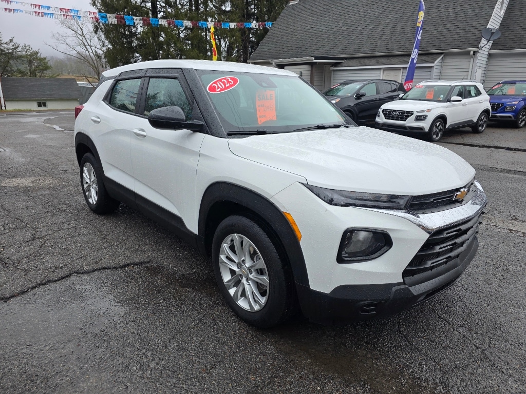 Used 2023 Chevrolet Trailblazer LS Sport Utility