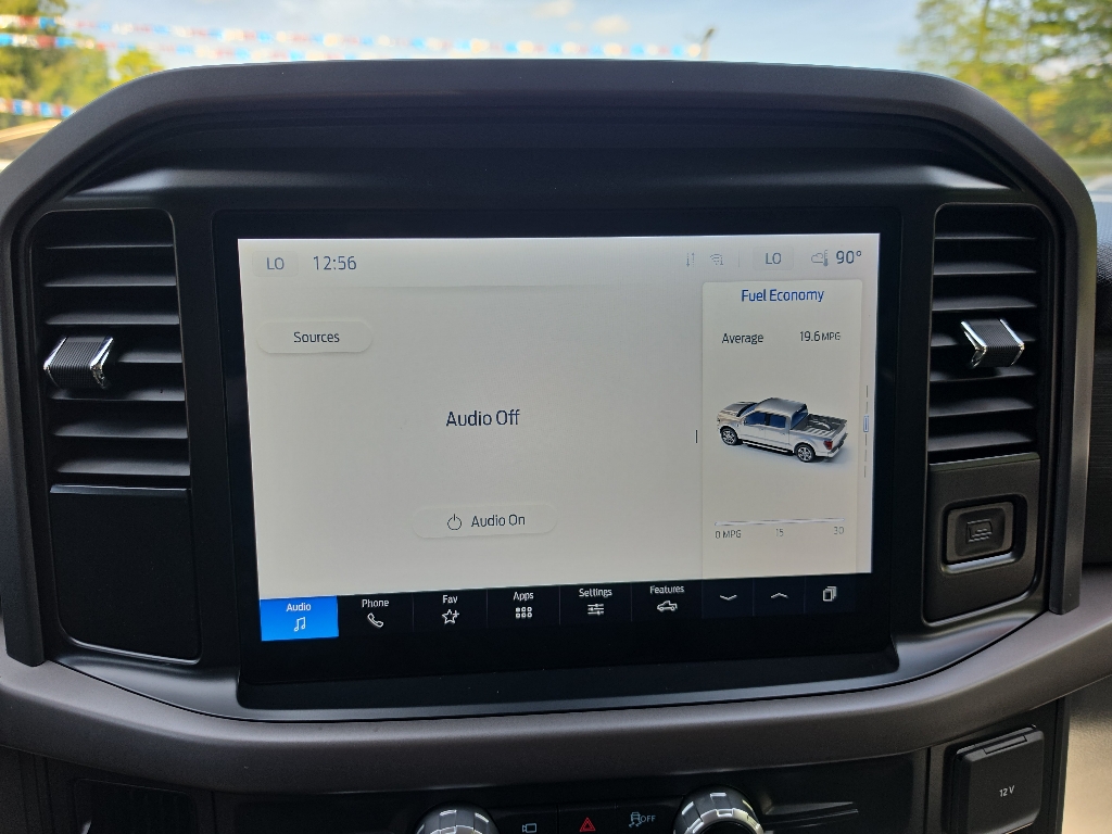 2025 Ford F-150 XLT - Photo 17