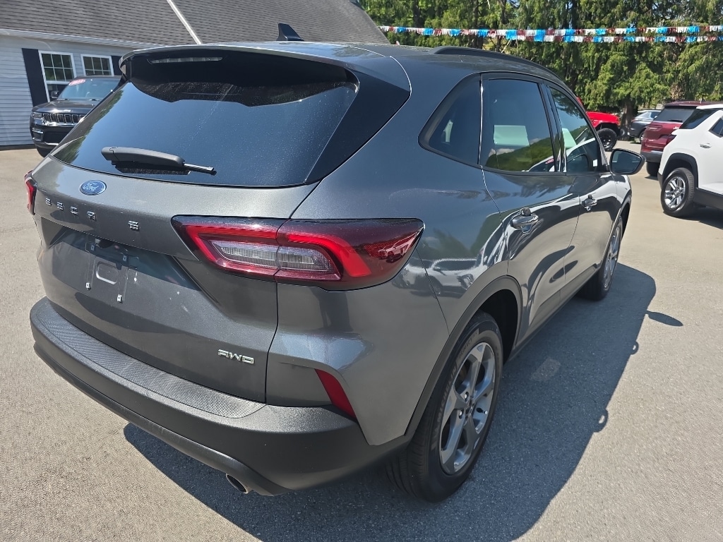Used 2025 Ford Escape ST-Line Sport Utility