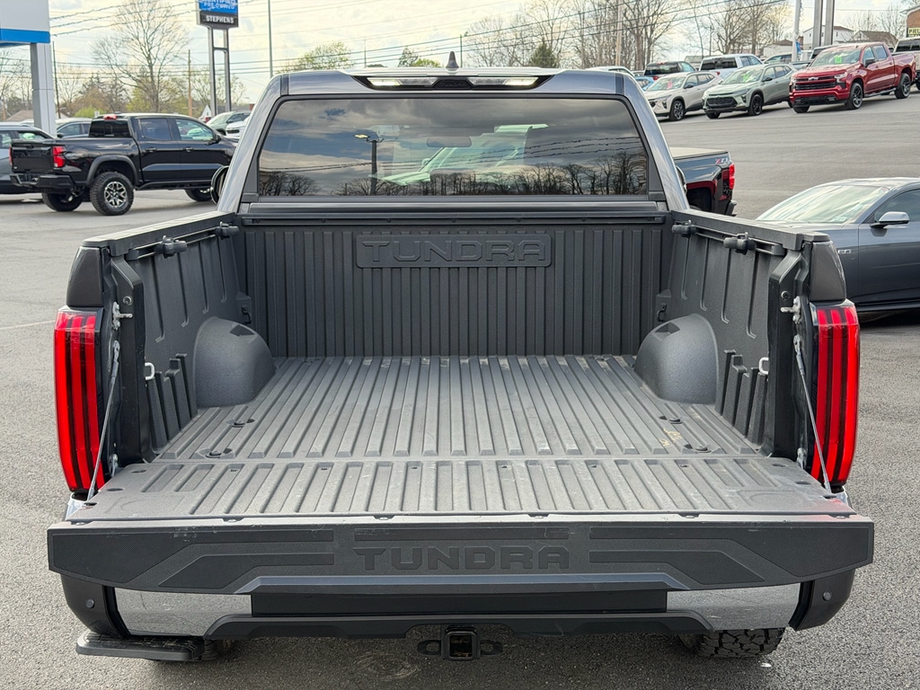 2024 Toyota Tundra SR5 - Photo 8