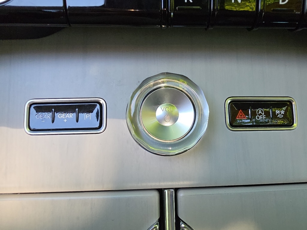 2025 Lincoln Navigator Reserve L - Photo 28