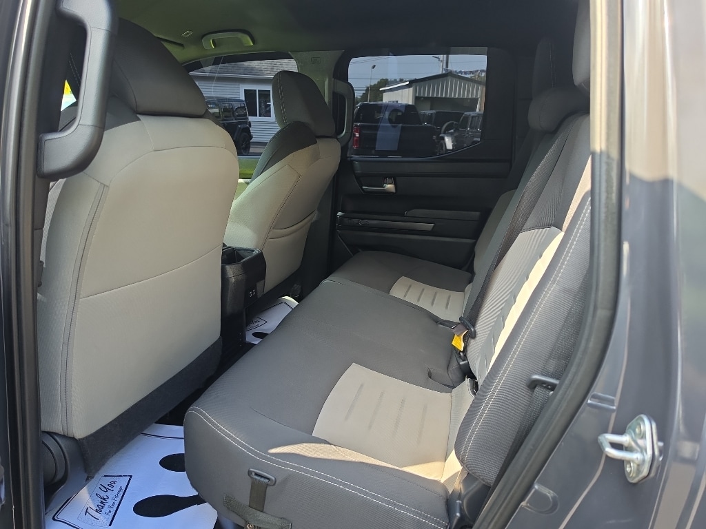 2025 Toyota Tacoma TRD Off Road - Photo 10