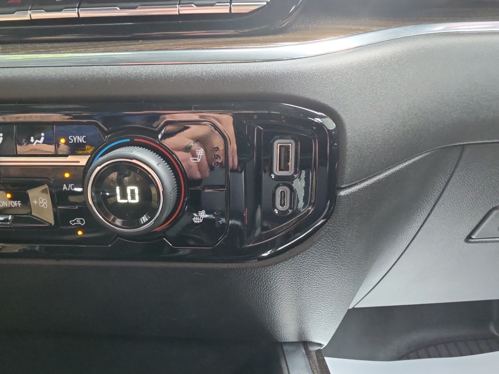 2025 Chevrolet Silverado 1500 RST - Photo 26