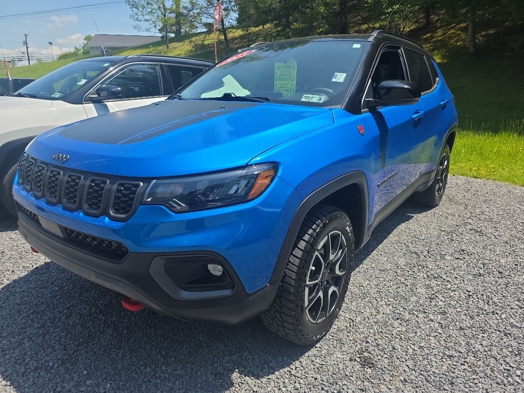 2025 Jeep Compass Trailhawk 4X4's photo