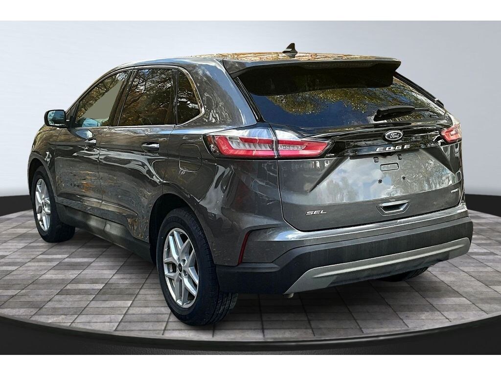 Used 2024 Ford Edge SEL SUV