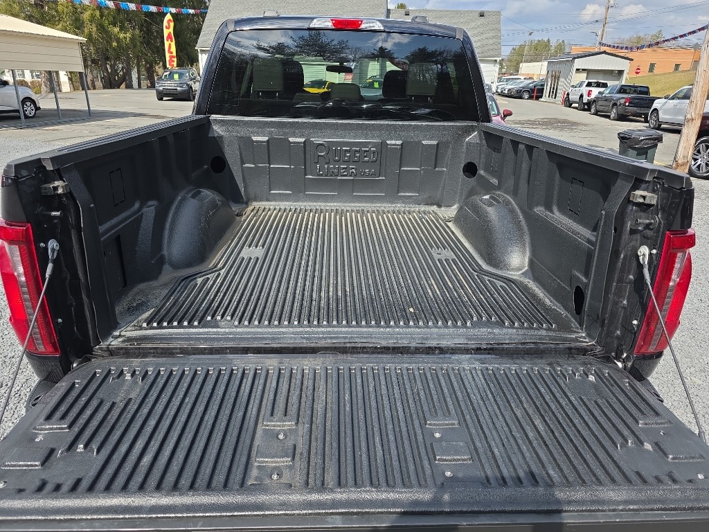 2025 Ford F-150 XLT - Photo 5