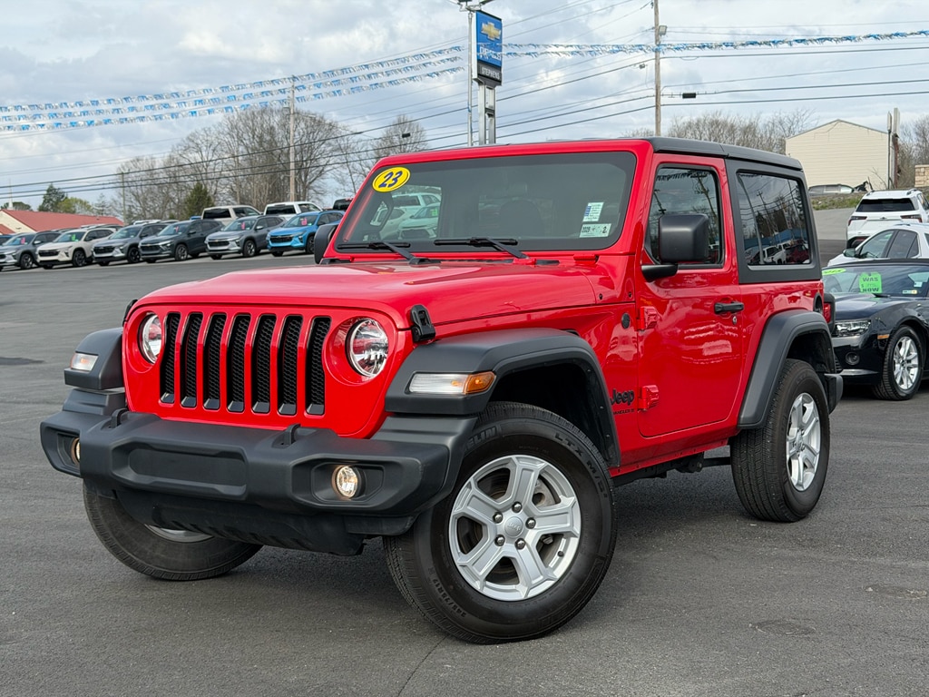 2023 Jeep Wrangler Sport S's photo