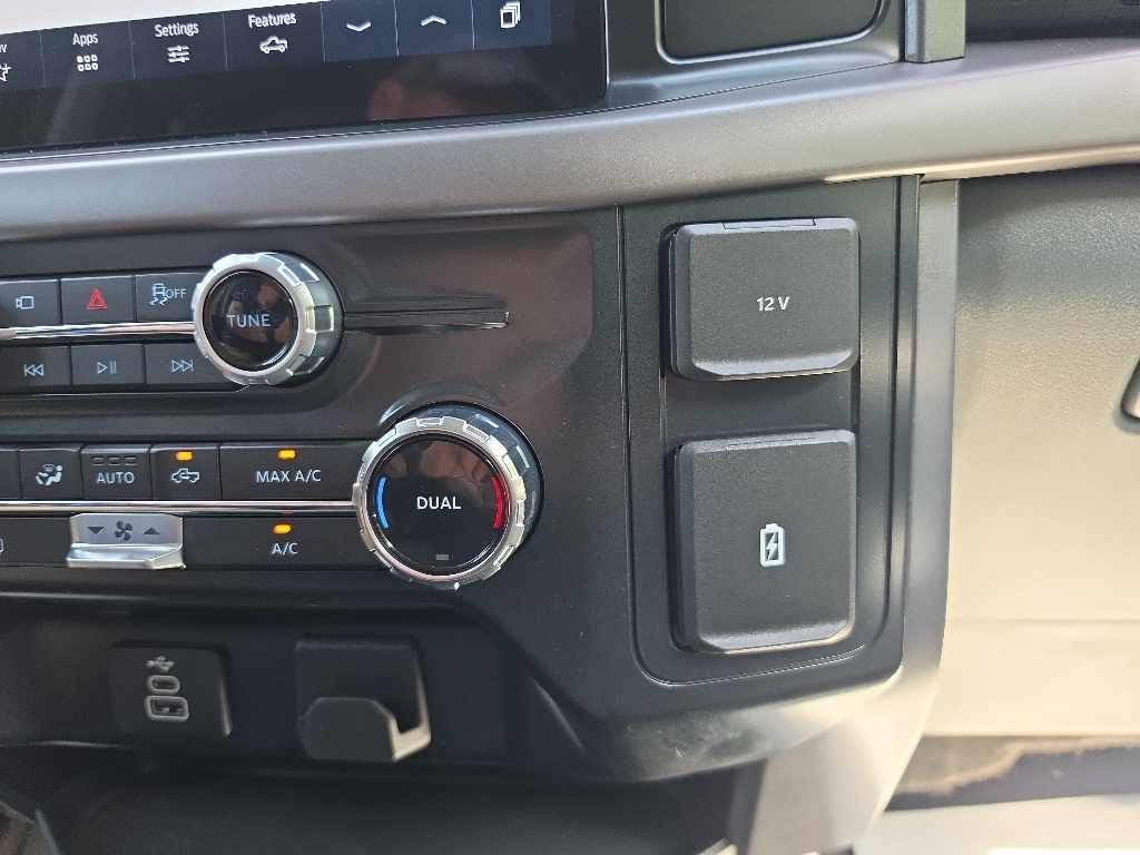 2025 Ford F-150 XLT - Photo 23