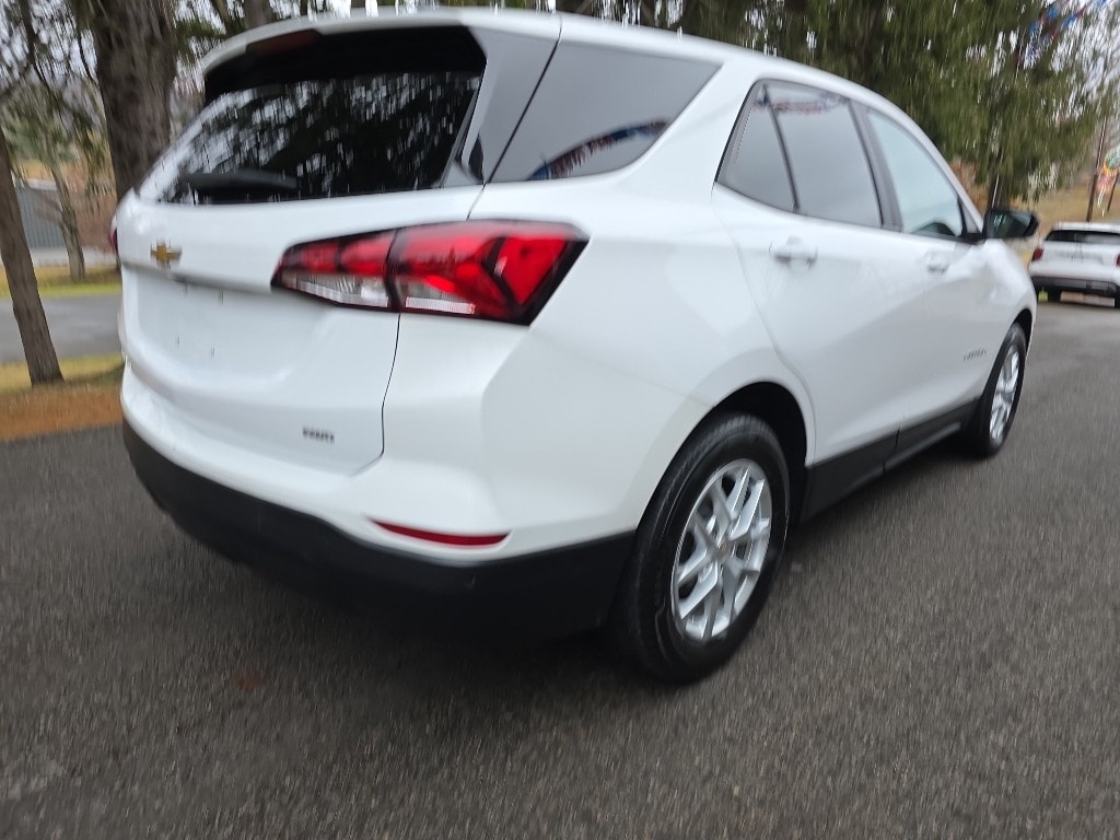 Used 2024 Chevrolet Equinox LS Sport Utility