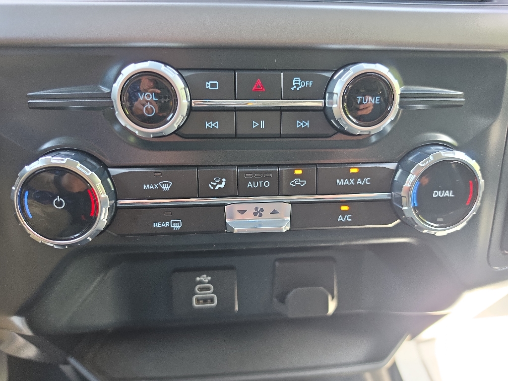 2025 Ford F-150 XLT - Photo 20