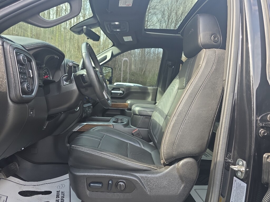 2023 Chevrolet Silverado 2500HD High Country - Photo 17