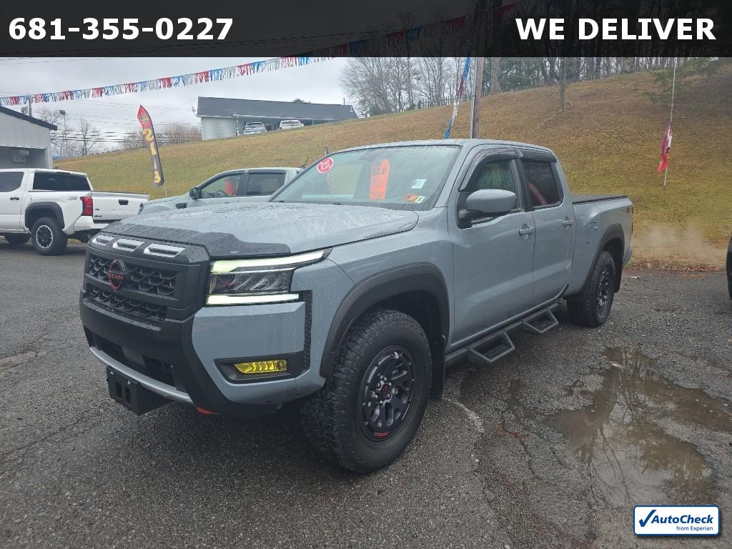 2025 Nissan Frontier PRO-4X's photo