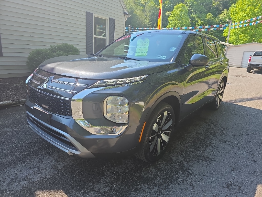 2025 Mitsubishi Outlander SE S-AWC's photo