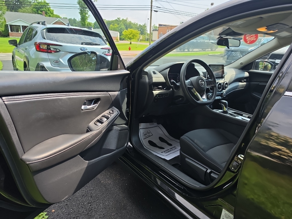 2025 Nissan Sentra SV - Photo 10