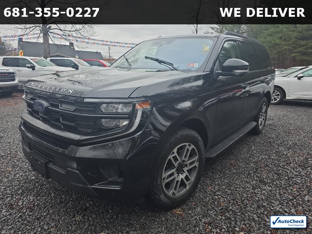 2025 Ford Expedition Active's photo