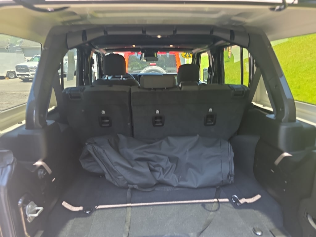 2025 Jeep Wrangler 4xe Sahara 4XE - Photo 8