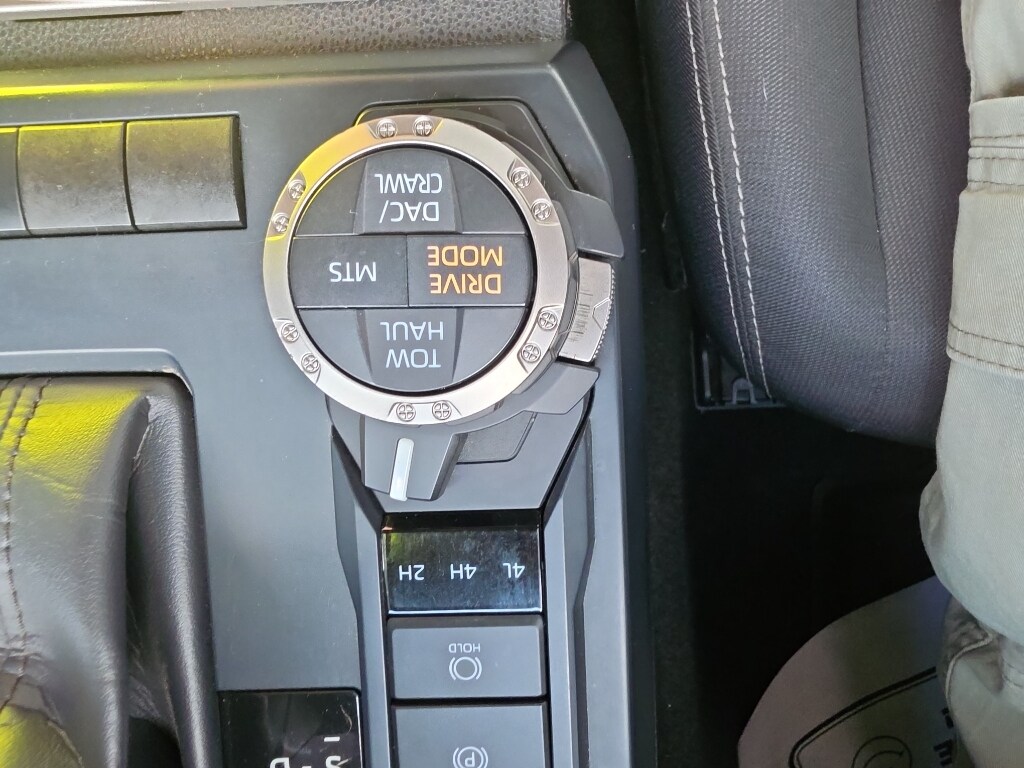 2025 Toyota Tacoma TRD Off Road - Photo 23