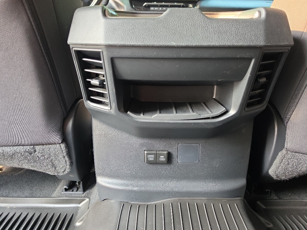 2024 Toyota Tundra SR5 - Photo 9