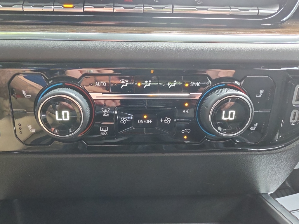2025 Chevrolet Silverado 1500 RST - Photo 25