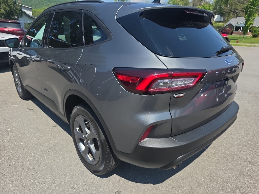 Used 2025 Ford Escape ST-Line Sport Utility