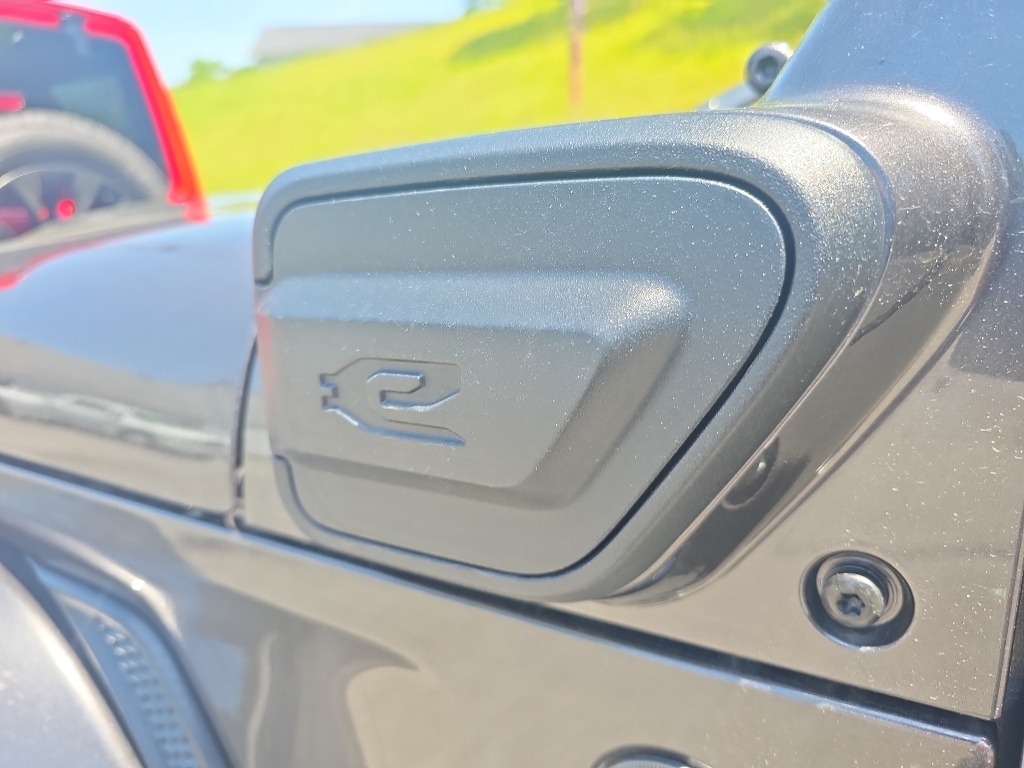 2025 Jeep Wrangler 4xe Sahara 4XE - Photo 14