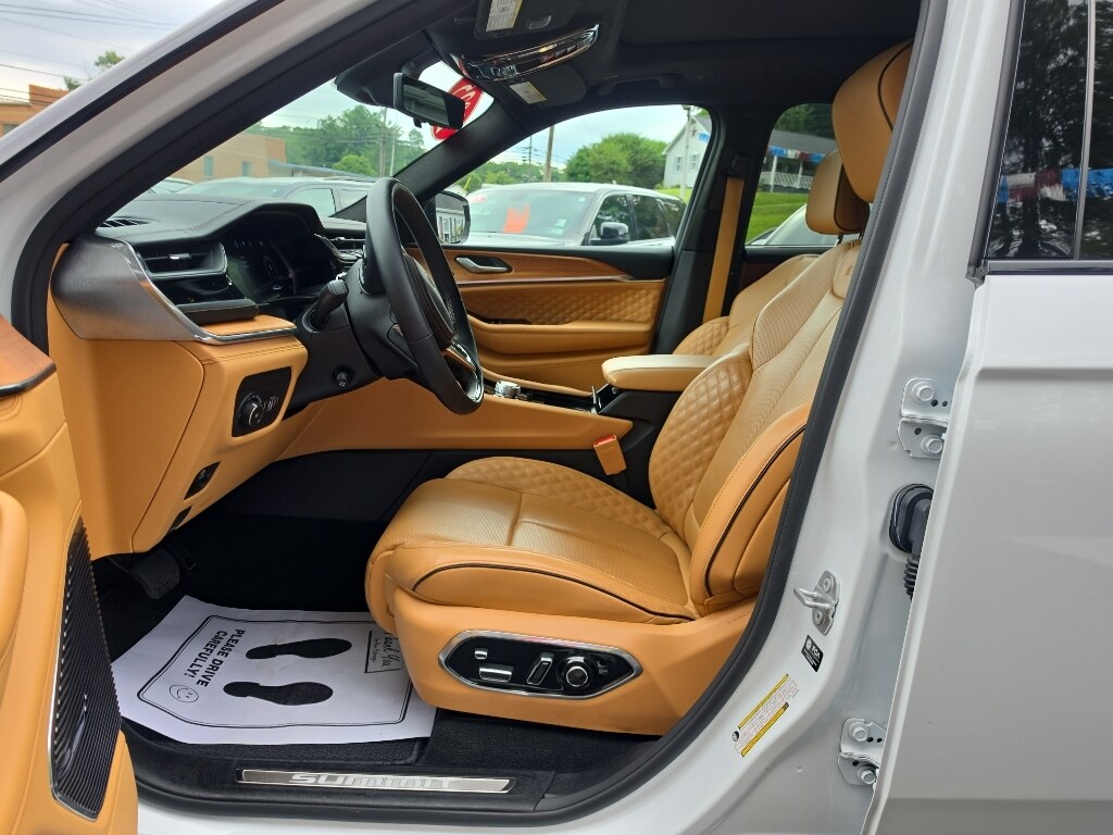 2025 Jeep Grand Cherokee L Summit Reserve - Photo 18