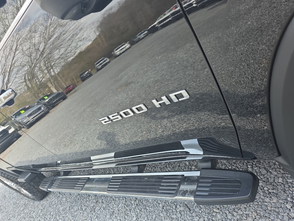 2023 Chevrolet Silverado 2500HD High Country - Photo 6