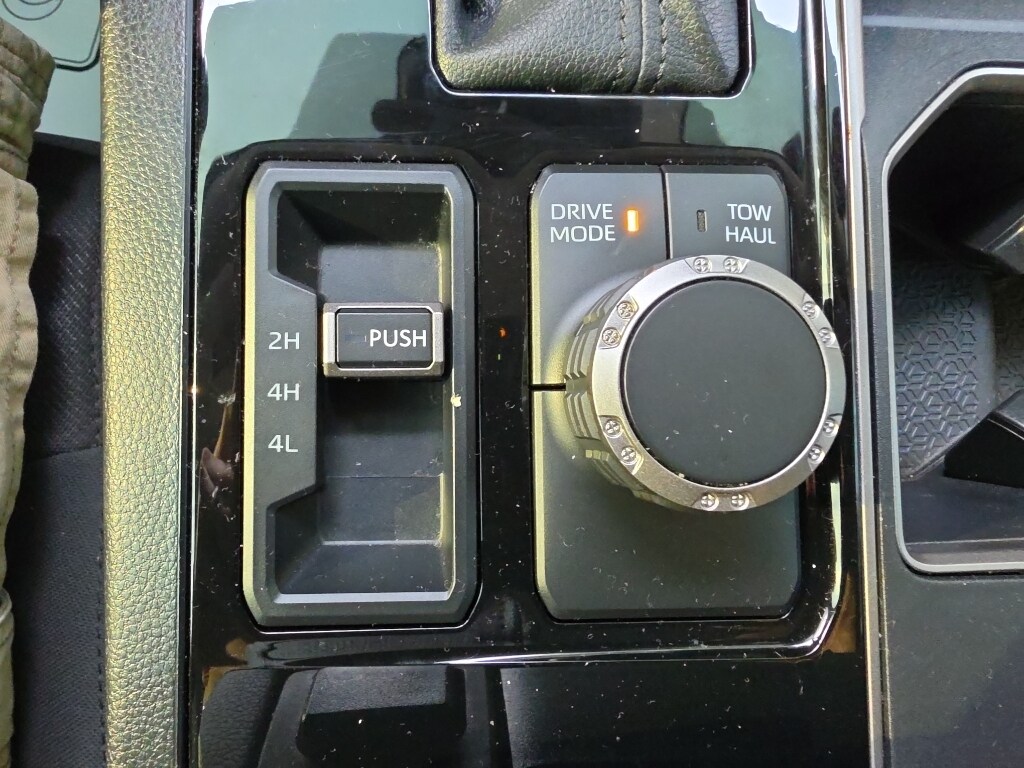 2024 Toyota Tundra SR5 - Photo 24