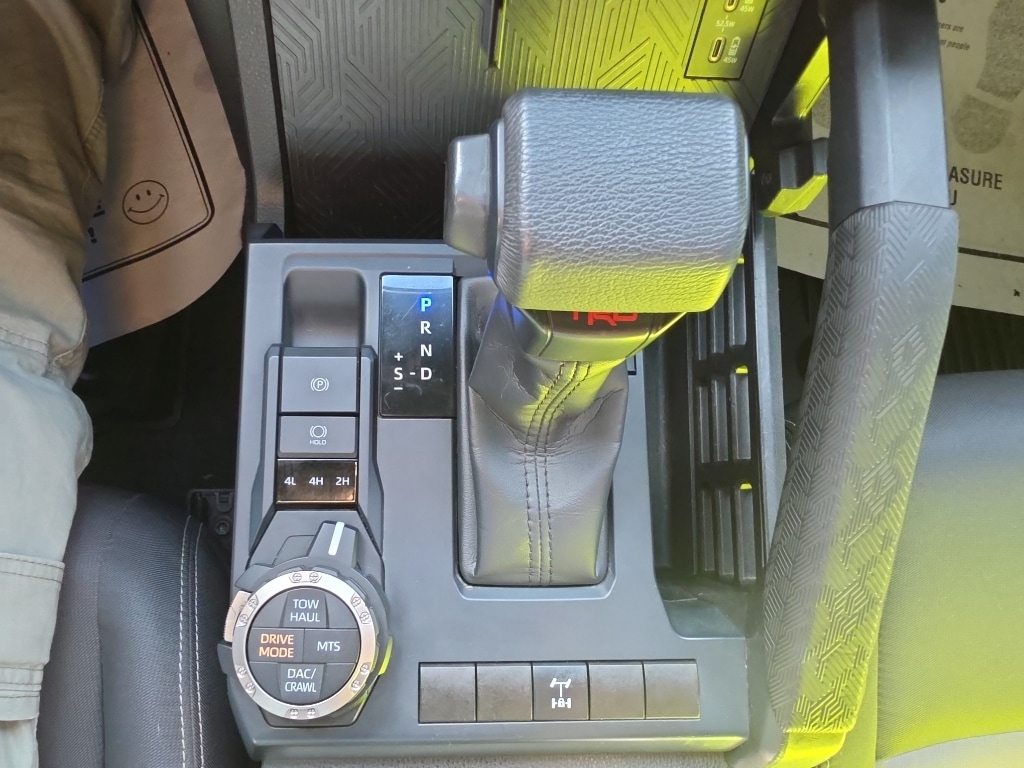 2025 Toyota Tacoma TRD Off Road - Photo 21